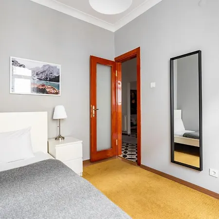 Amazing Flat Near Bagdat Street With Enticing Interior Design In Kadikoy Appartement Istambul